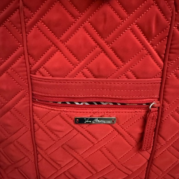Vera Bradley Red Quilted Crossbody Bag - Picture 5 of 12